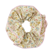 petal ruffle scrunchy