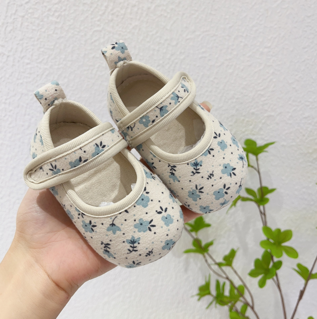 blue floral baby shoes