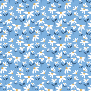 short sleeve tee in blue daisies