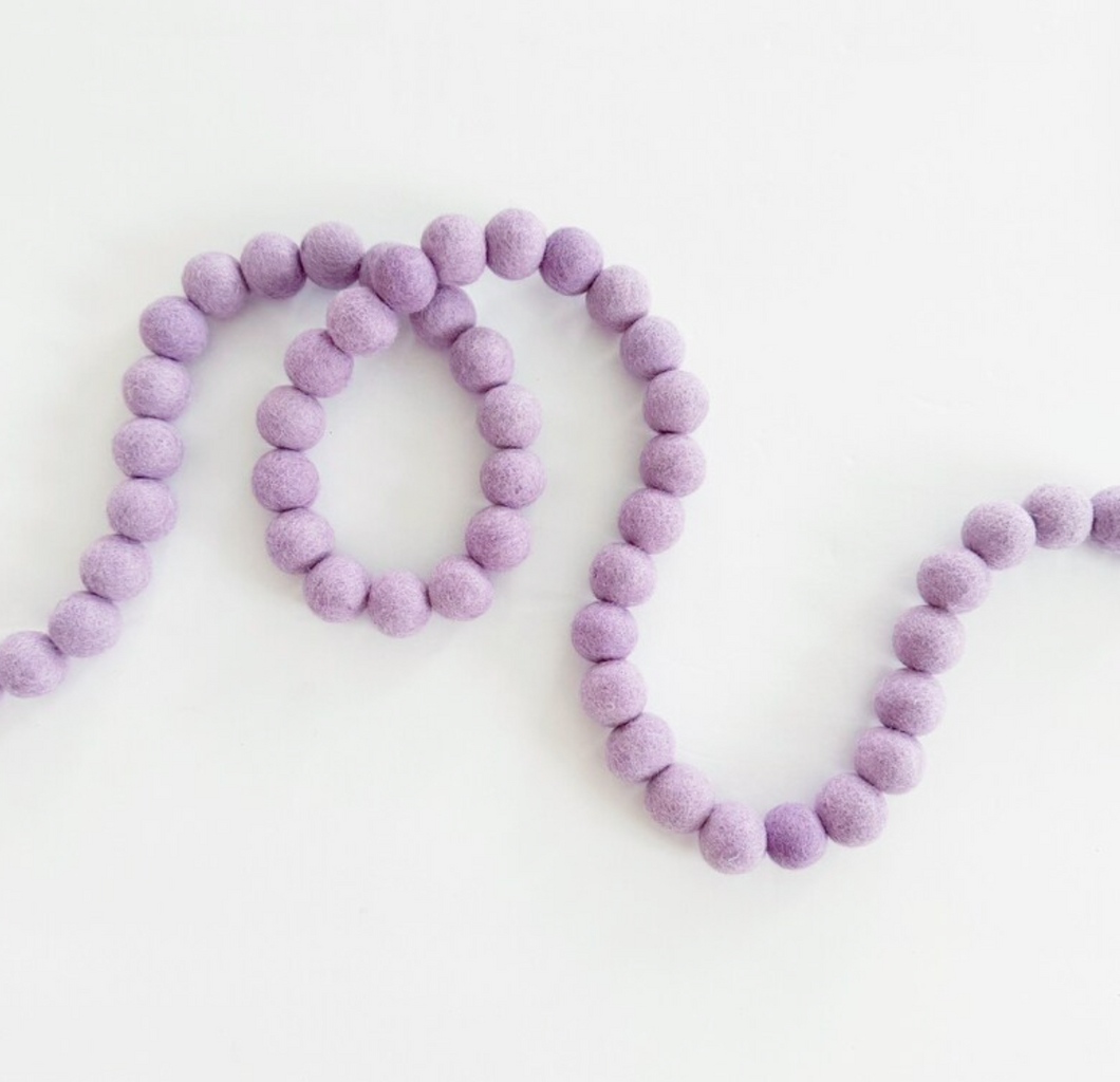 lavender felt ball garland (4ft)