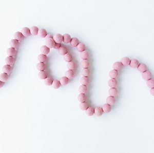 pink felt ball garland (4ft)