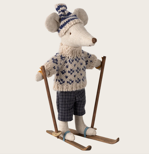 winter dad ski mouse