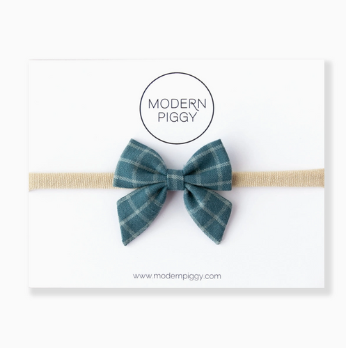 mini piggy bow in harbor grid