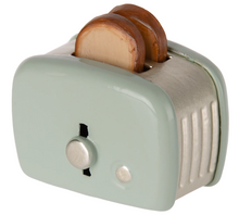 mouse toaster in mint