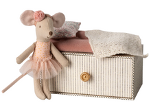 little sister dance mouse in daybed