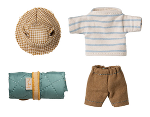 brother hiker mouse sky stripe