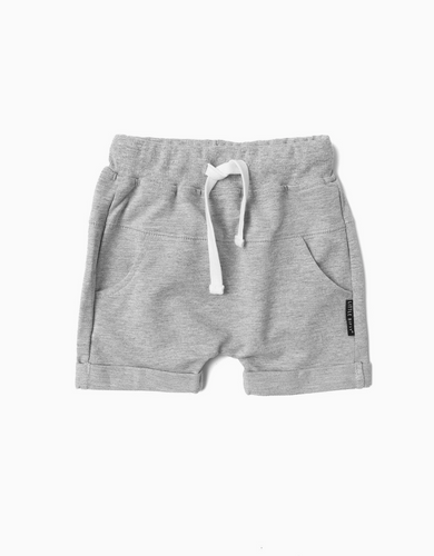 drop seam short in grey