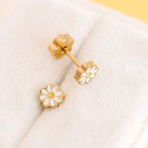 tiny daisy earrings