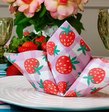 strawberry gingham paper napkins 20pk