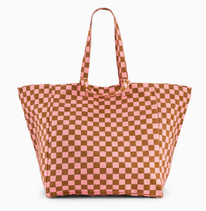 tote in caramel + strawberry check