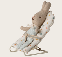 babysitter multi dots
