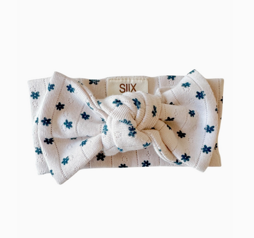 pointelle headband in blue floral