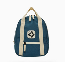 mini arrow pack in navy