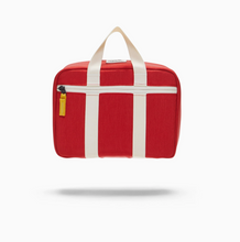 the lunchbox in red