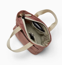 tiny tote in rose