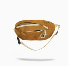 louie sling in honey