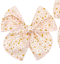 heirloom bow clip - blush floral