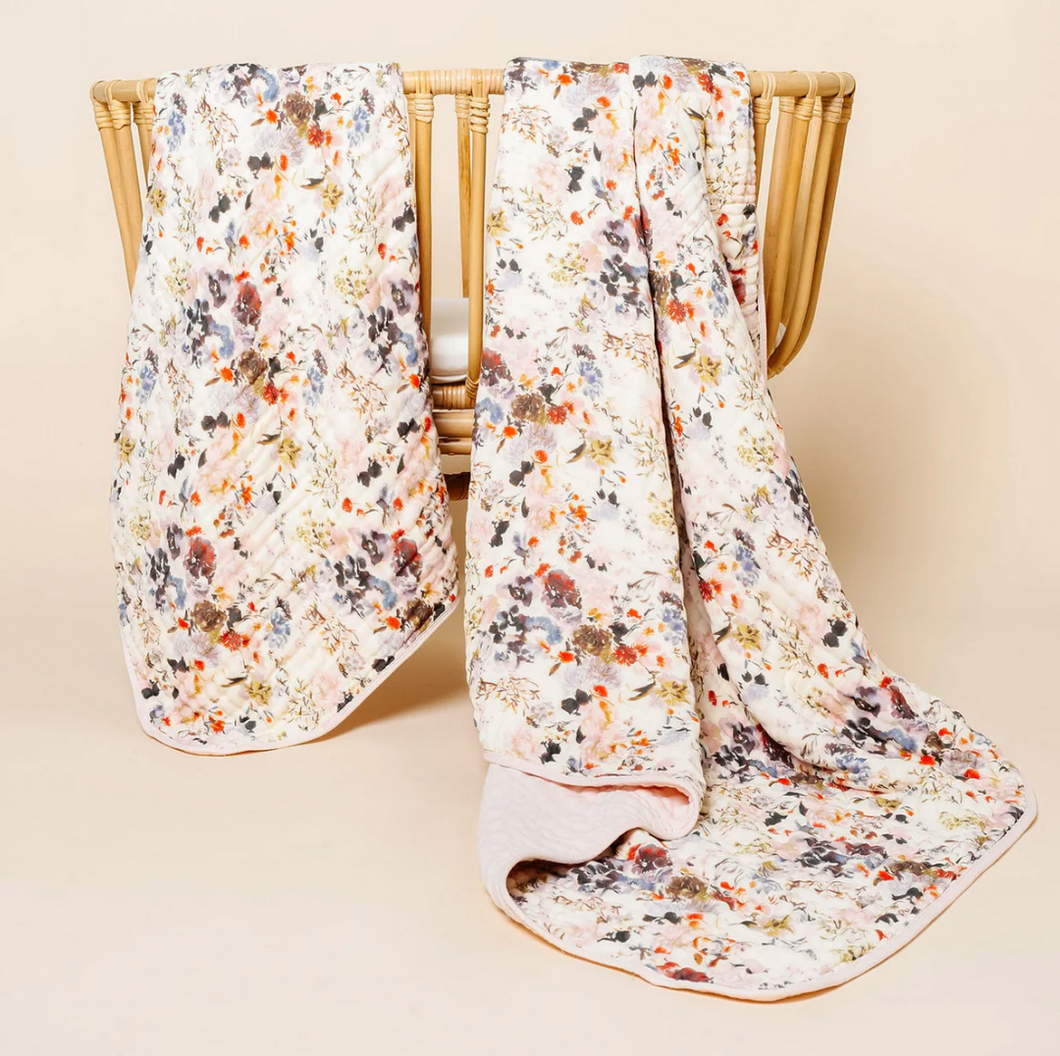 cloud muslin™ quilt - nellie/blush