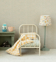 vintage bed for teddy