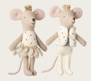 royal mice twins in box