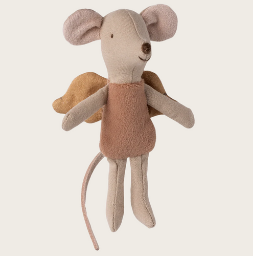 little fairy mouse in powder