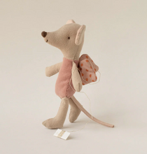 little fairy mouse in rose dots
