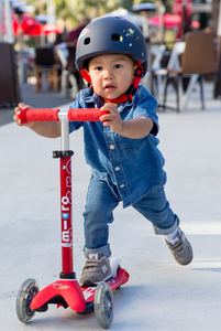 mini deluxe LED scooter: red