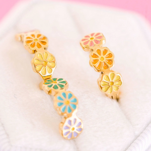 colorful daisies huggies