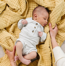 cloud muslin™ quilt - honey
