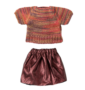 mum skirt and blouse for mum mouse