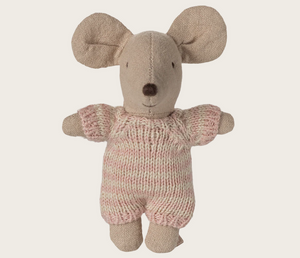 rose baby mouse in carry cot