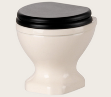 wc for maileg mouse