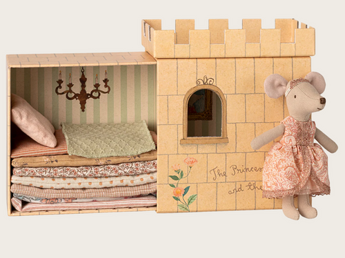 rose gold princess and pea mouse