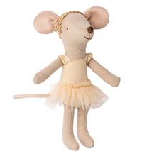 ballet dancer big sister