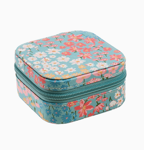 Heidi square jewelry box