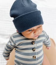 beanie in navy