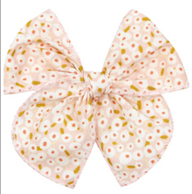 heirloom bow clip - blush floral