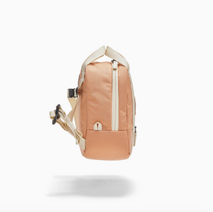 mini arrow pack in peach