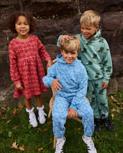 hoodie sweatshirt alligator