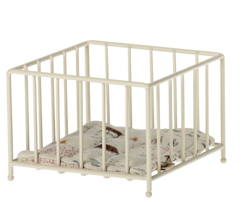 playpen my size (smaller)