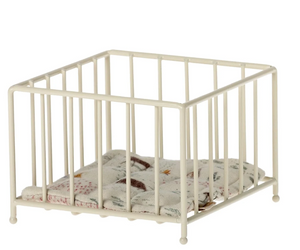 playpen my size (smaller)