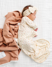 knotted gown in annie