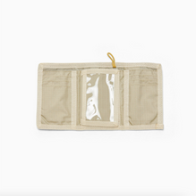 wylie wallet red