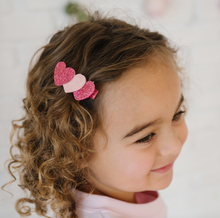 pink sparkle hearts clip