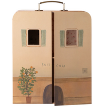 suitcasa mouse house