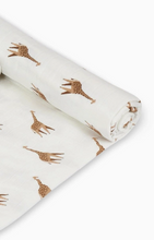 giraffe swaddle