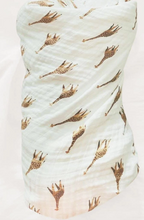 giraffe swaddle