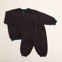 bailey set in deep blue chocolate stripe