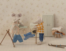 dad mouse in checkered shirt