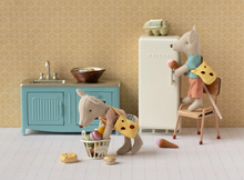 metal kitchen for mouse blue